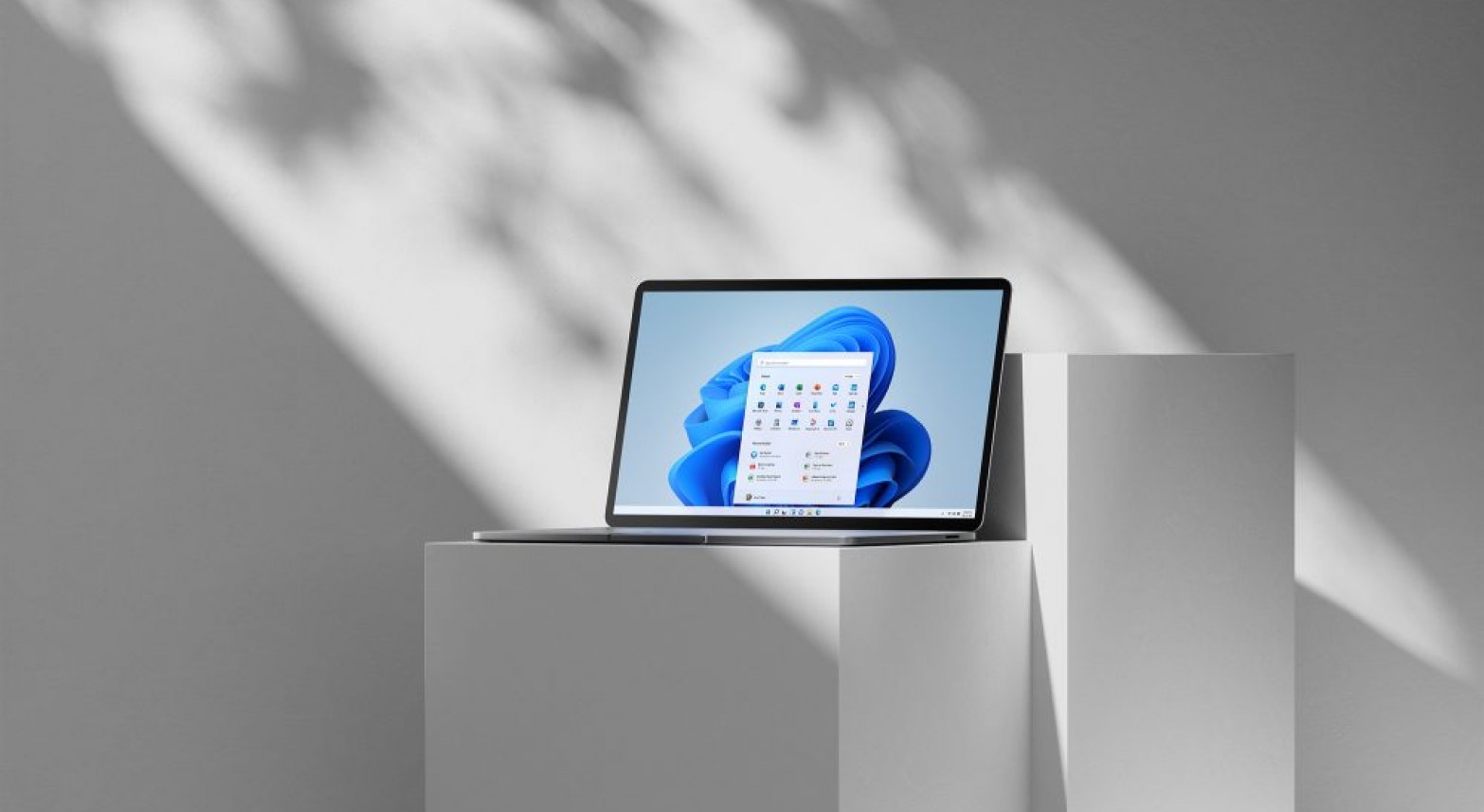 Microsoft Windows 11 Home - 4